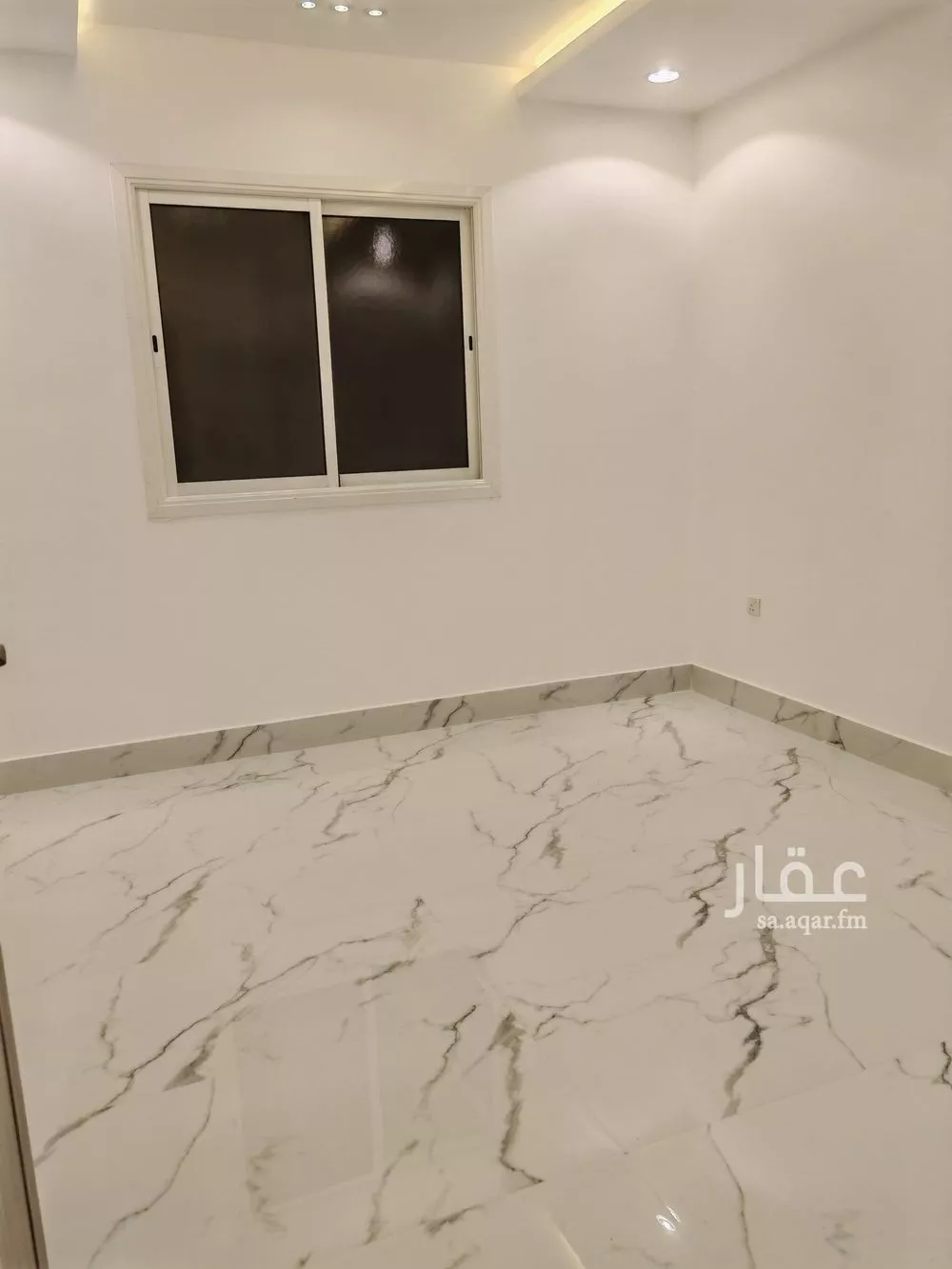 فيلا 7 غرف في العارض 11