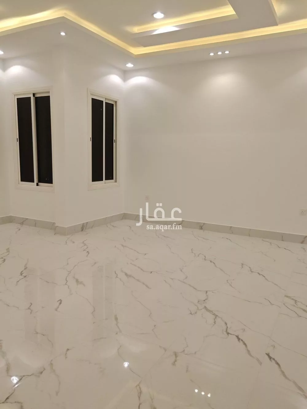 فيلا 7 غرف في العارض 18