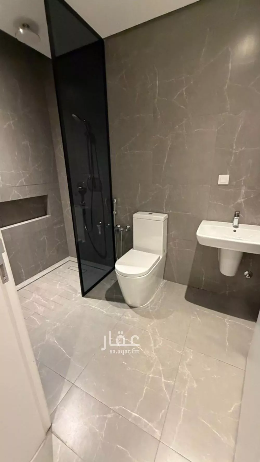 فيلا 7 غرف في الياسمين 6