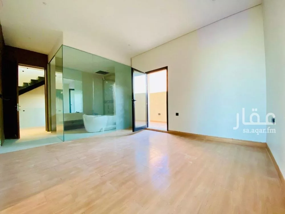 4 bedroom villa in Al Mahdiyyah, Riyadh 4