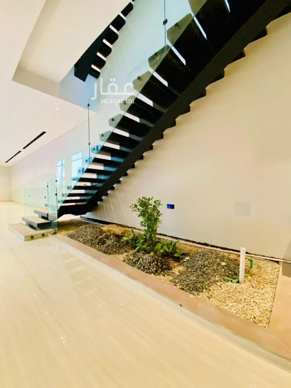 4 bedroom villa in Al Mahdiyyah, Riyadh 5