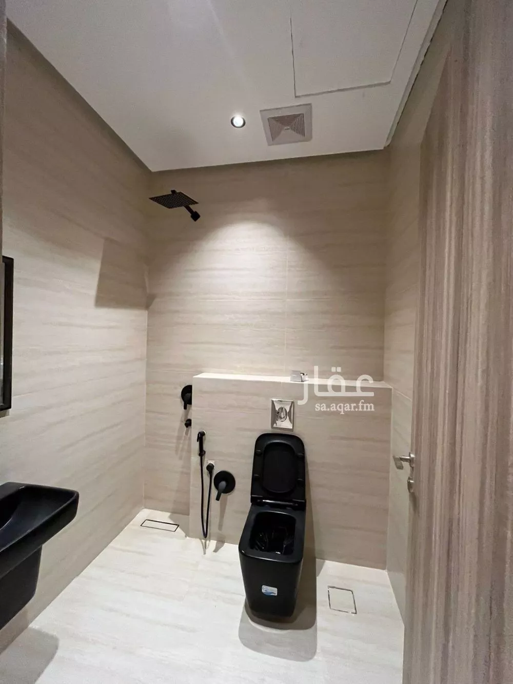 3 bedroom apartment in Al Mahdiyyah 23