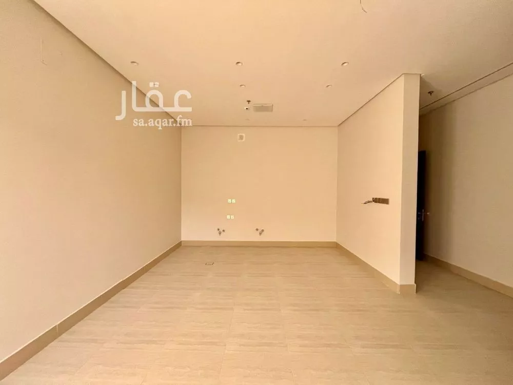 4 bedroom apartment in Al Mahdiyyah 13