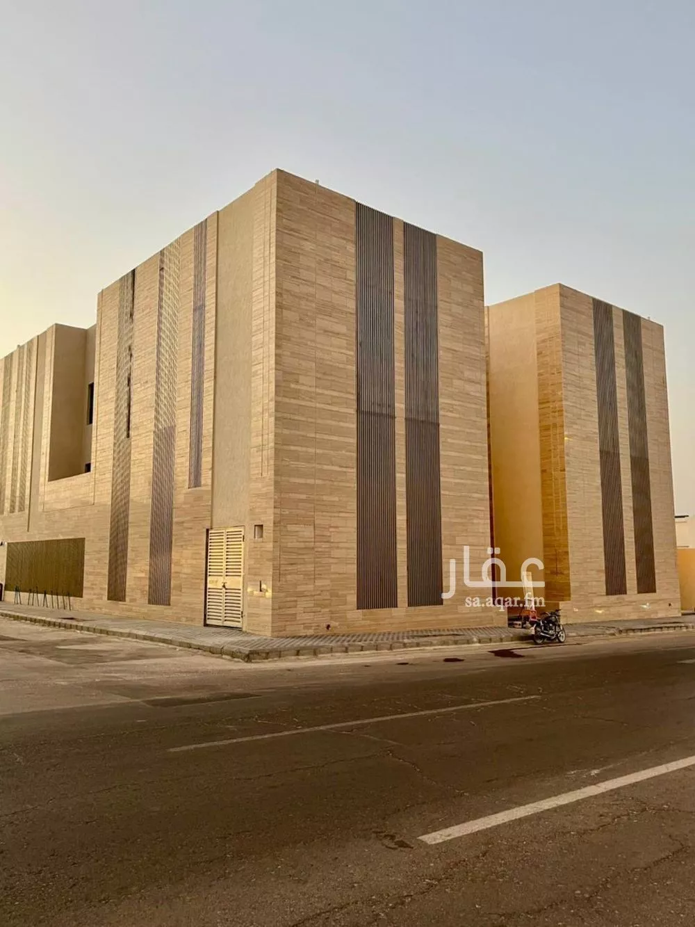 4 bedroom apartment in Al Mahdiyyah 6