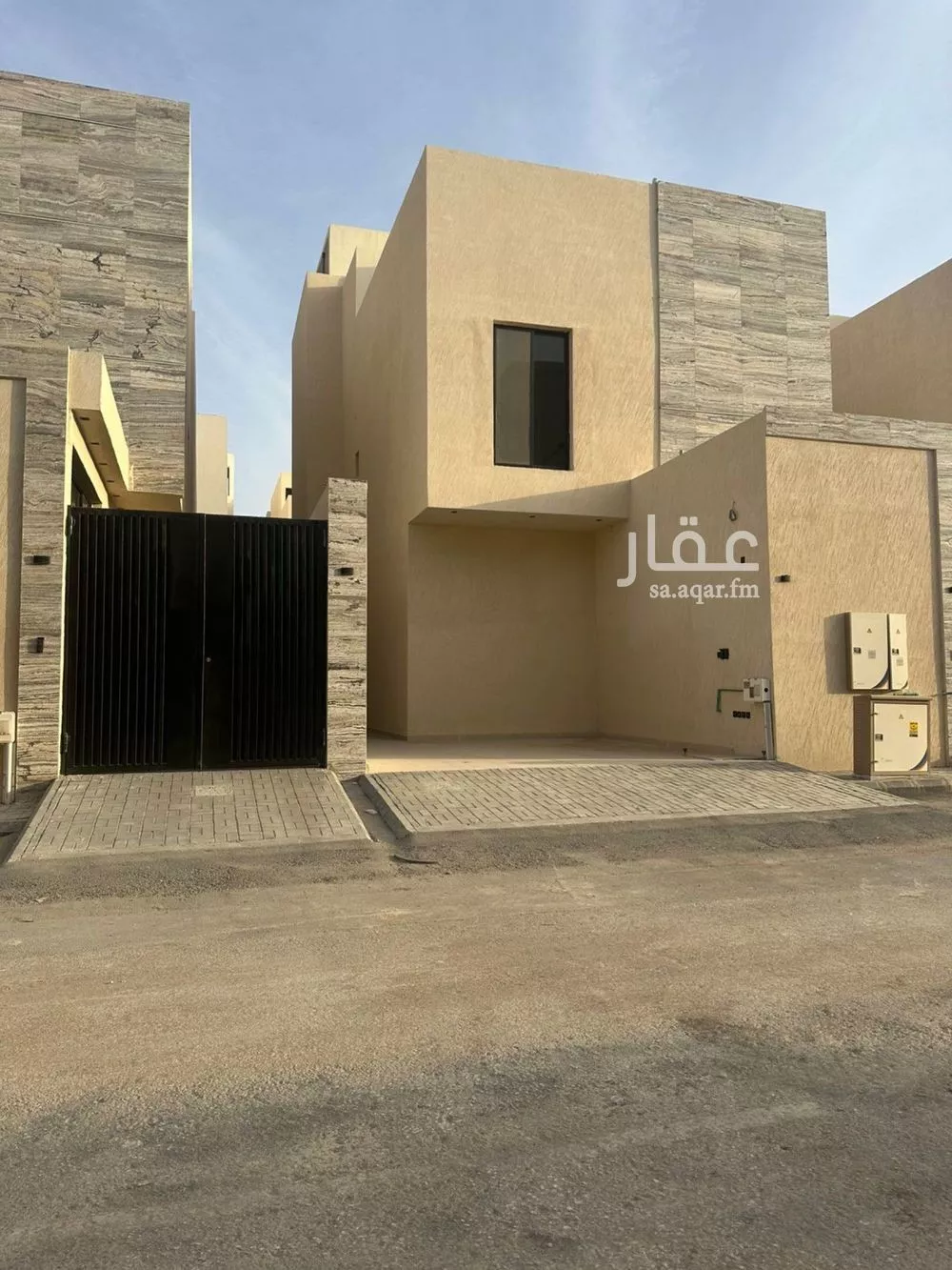 2 bedroom floor in Al Janadriyah 3