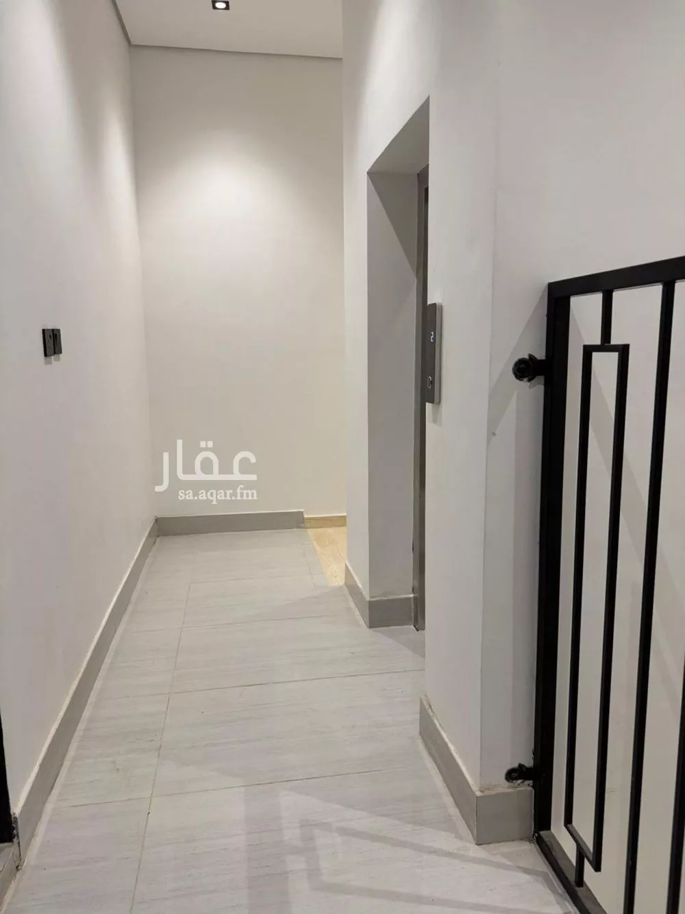 2 bedroom floor in Al Janadriyah 4