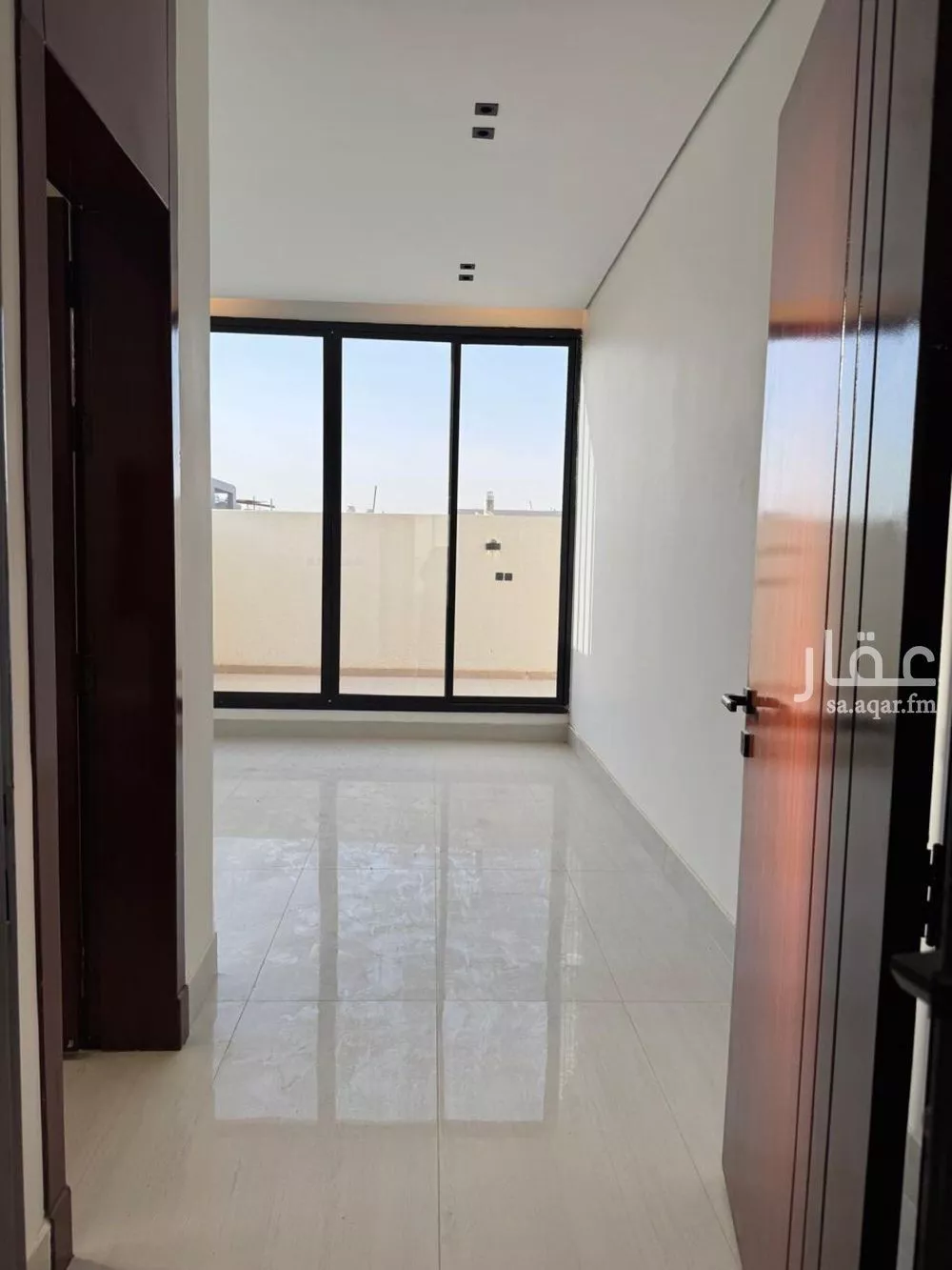 2 bedroom floor in Al Janadriyah 5