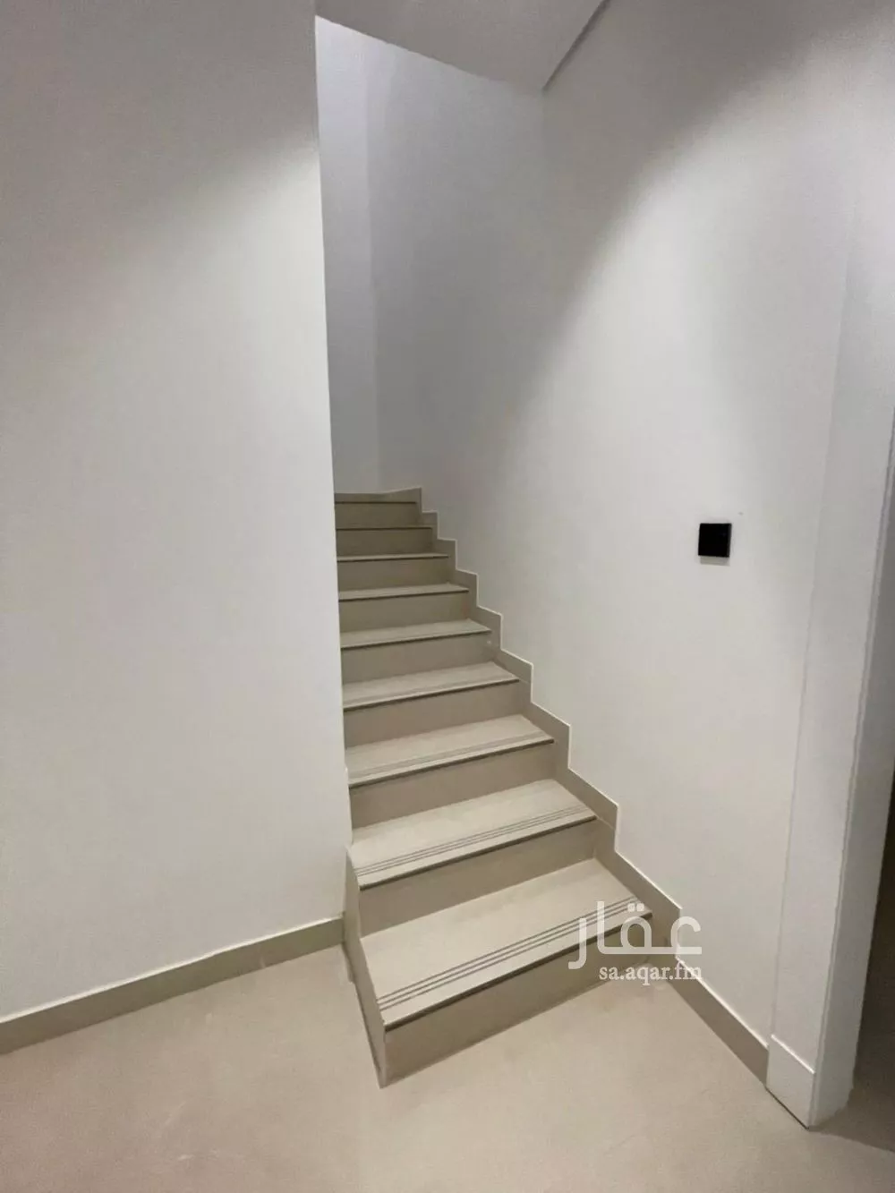 4 bedroom villa in Al Narjis 13