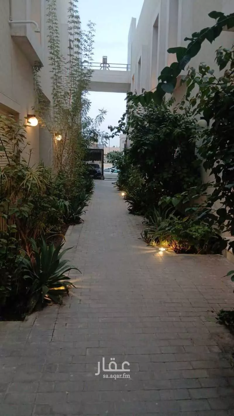 فيلا 3 غرف في العارض 8