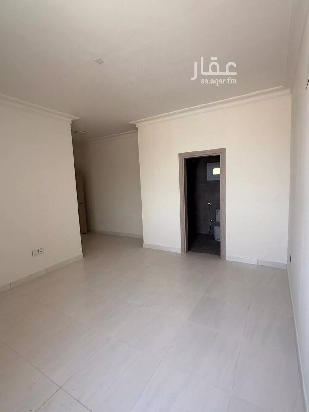 فيلا 5 غرف في العارض 6
