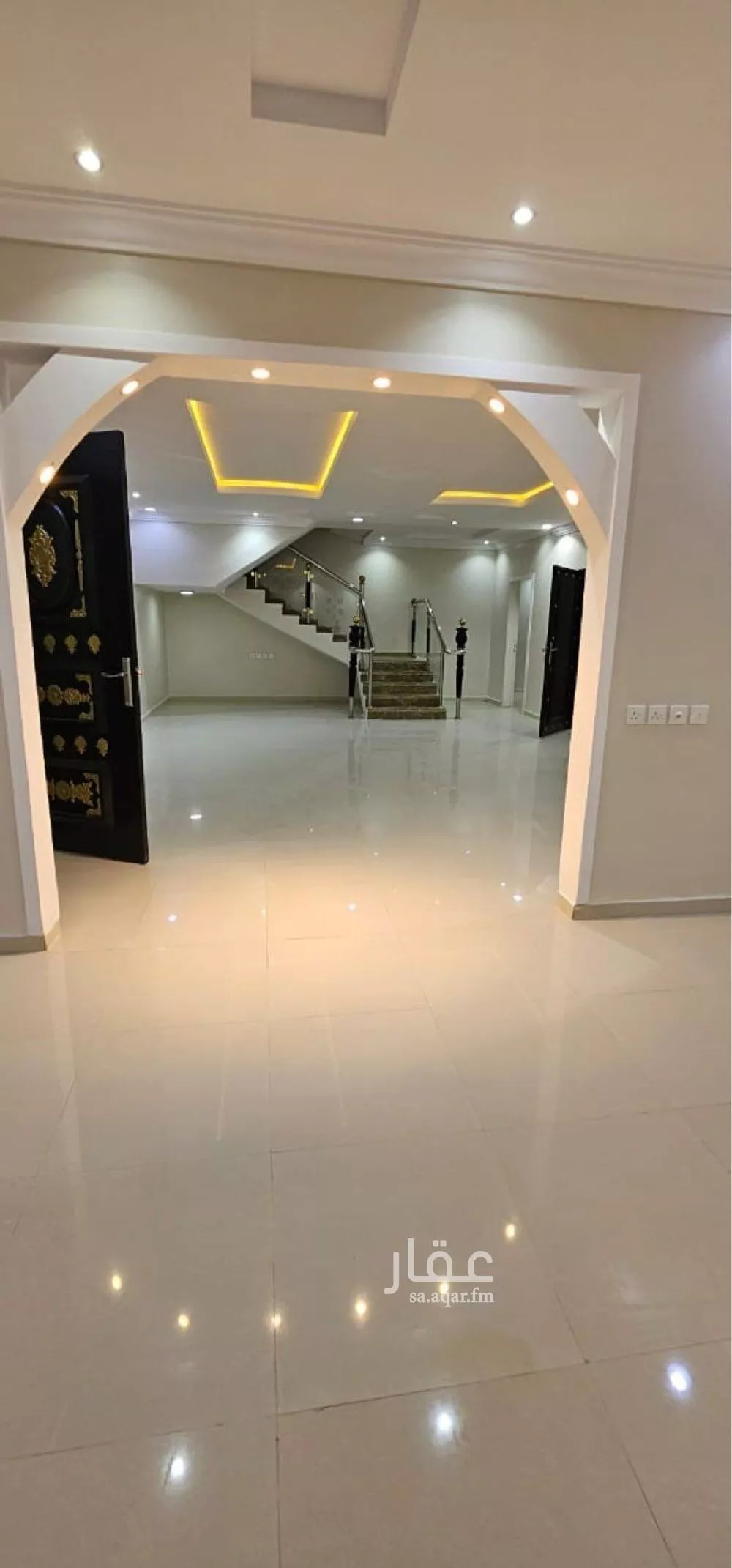 فيلا 9 غرف في الرمال 2