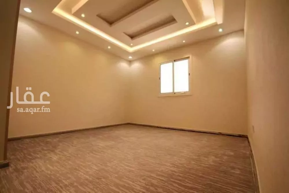 5 bedroom villa in Dhahrat Laban 2