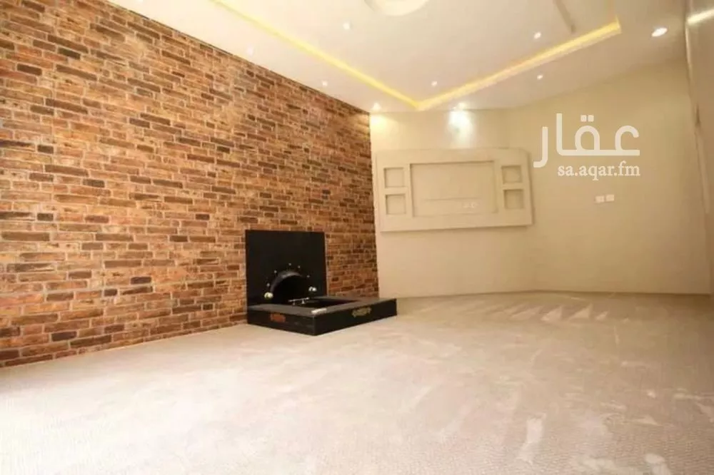 5 bedroom villa in Dhahrat Laban 14