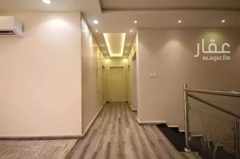 5 bedroom villa in Dhahrat Laban 18