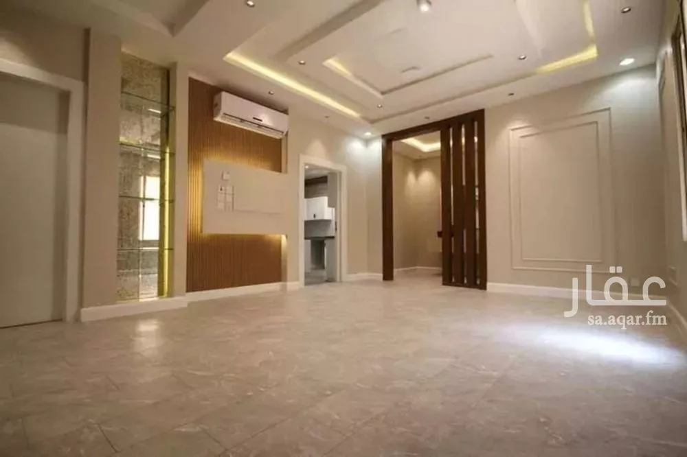 5 bedroom villa in Dhahrat Laban 5