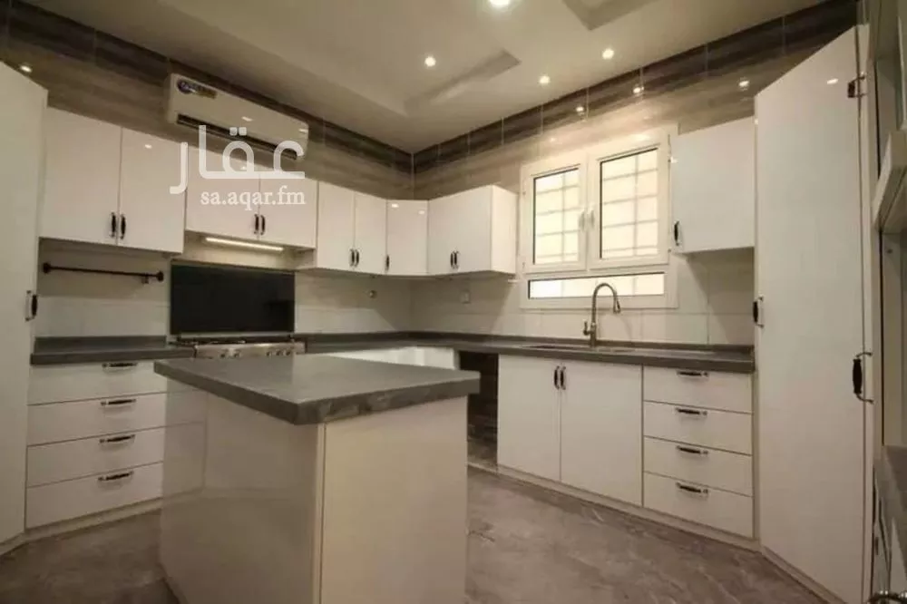 5 bedroom villa in Dhahrat Laban 8