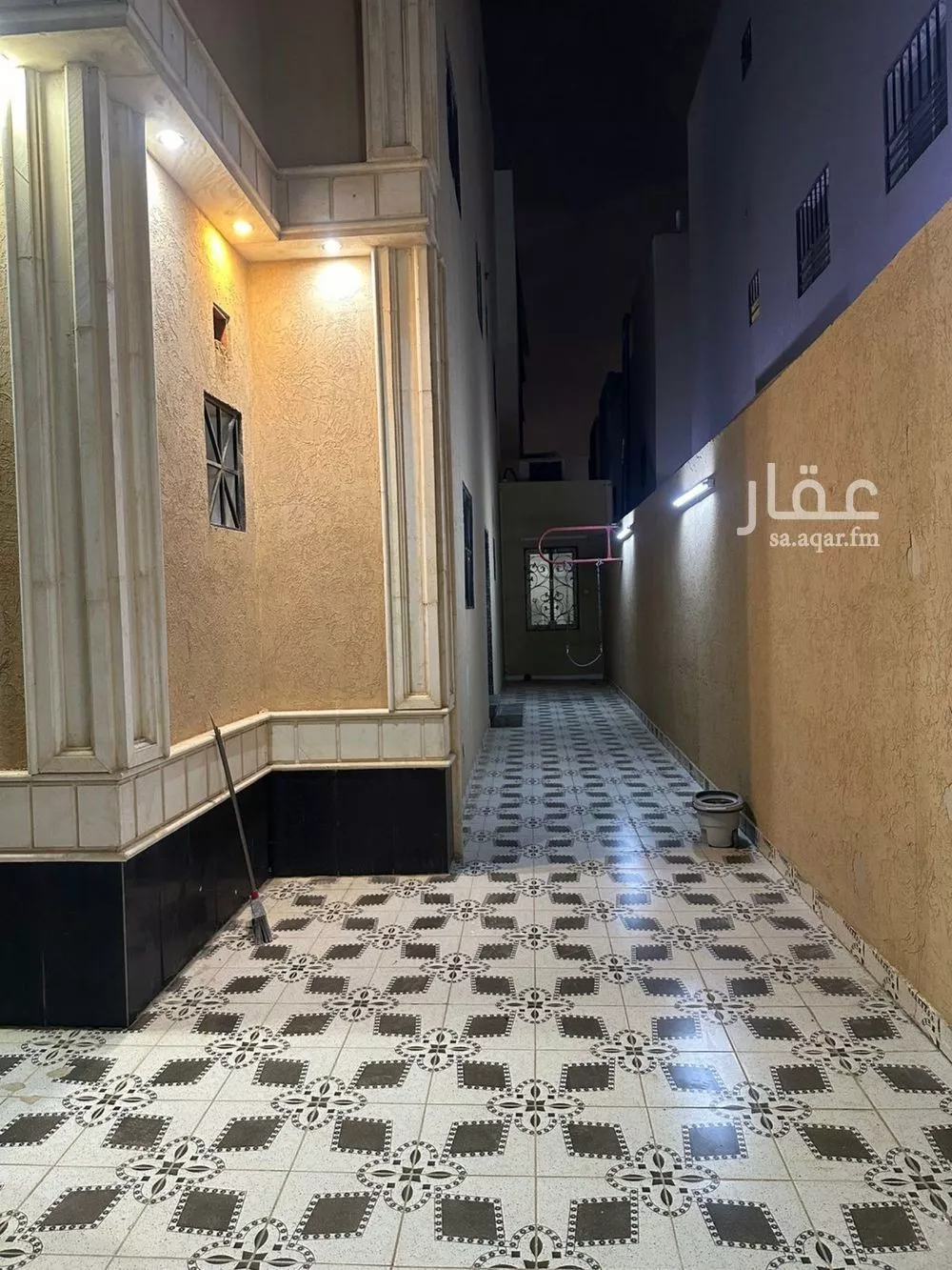 فيلا 6 غرف في المونسية 7