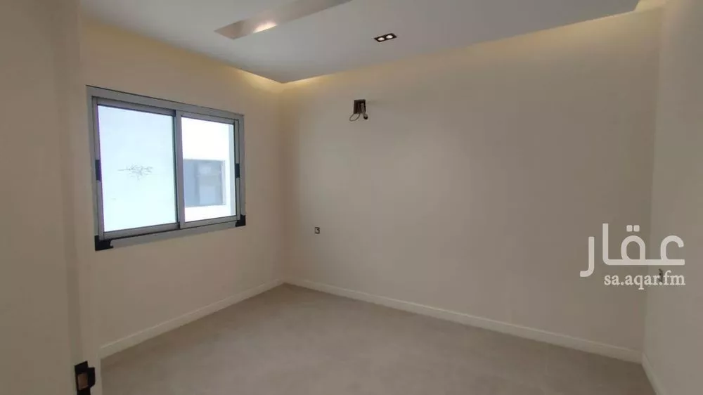 4 bedroom villa in Al Aridh 12