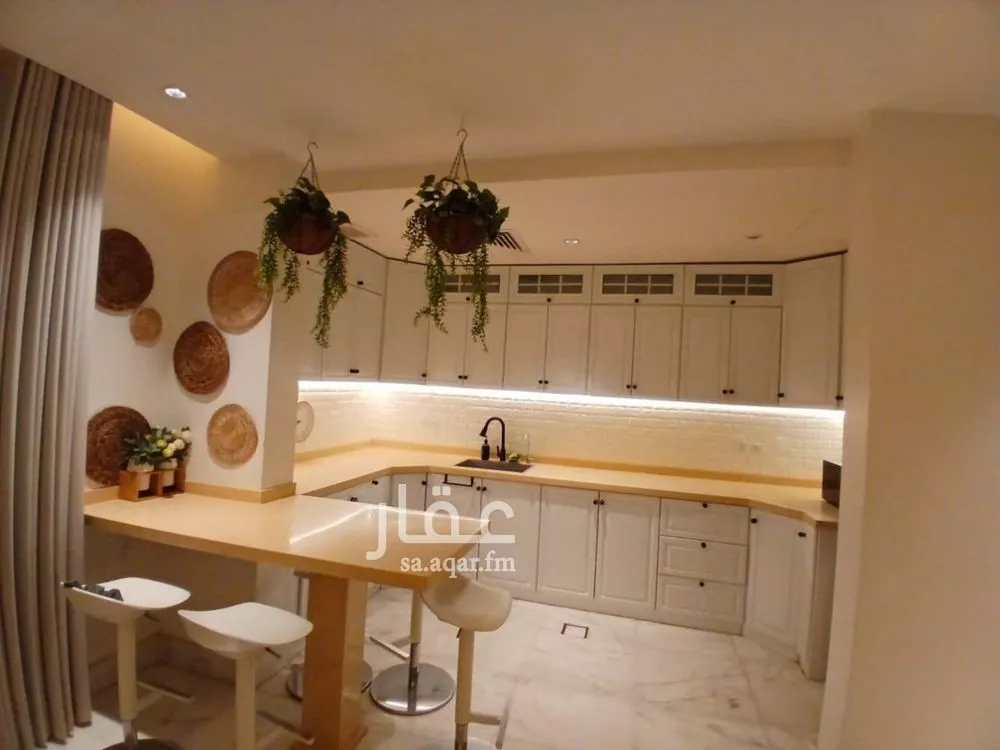 4 bedroom villa in Al Aridh 6