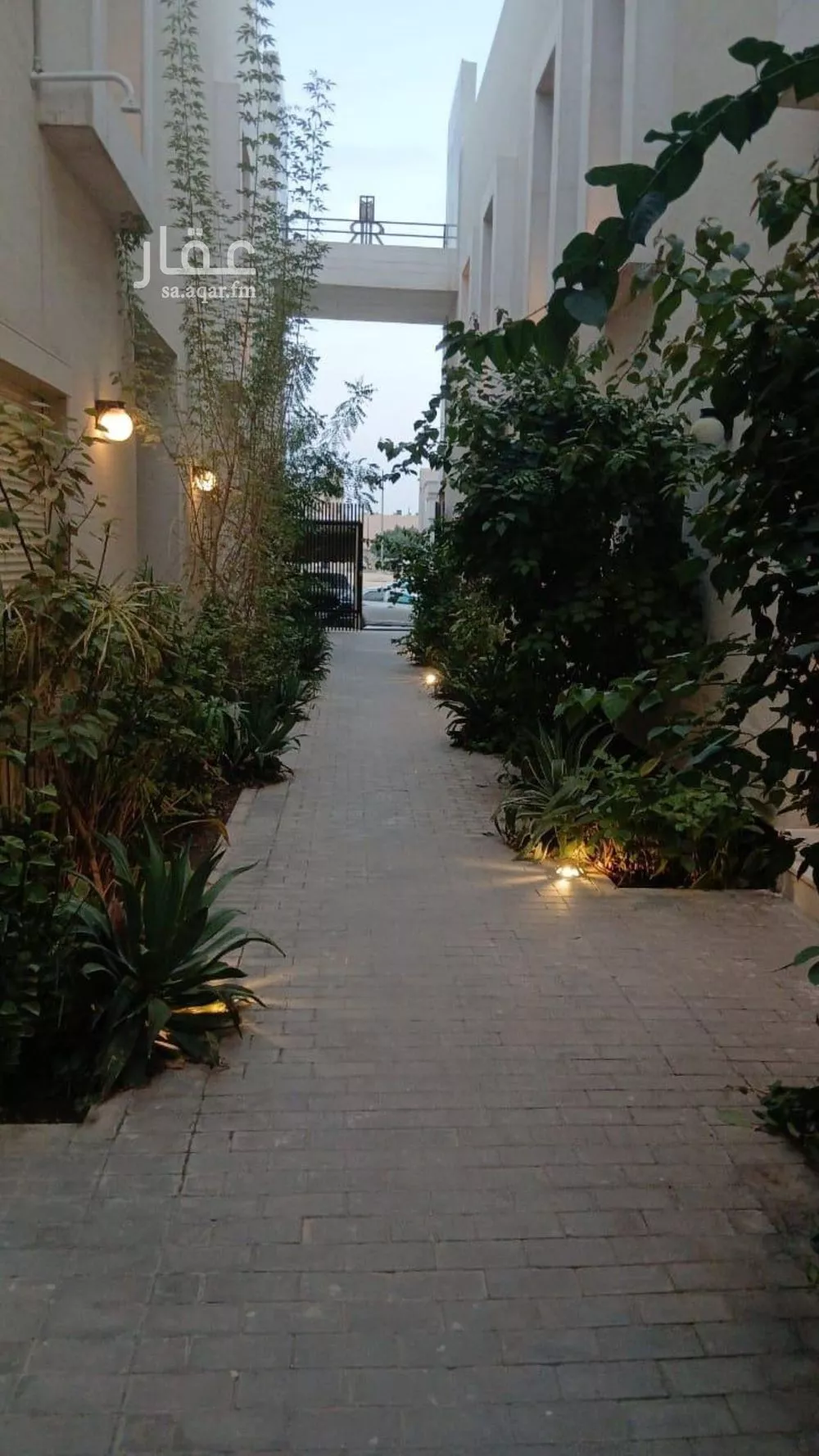 4 bedroom villa in Al Aridh 8