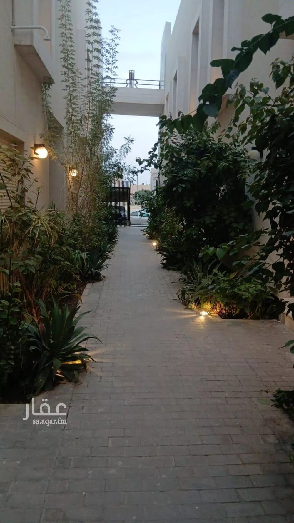 4 bedroom villa in Al Aridh 9