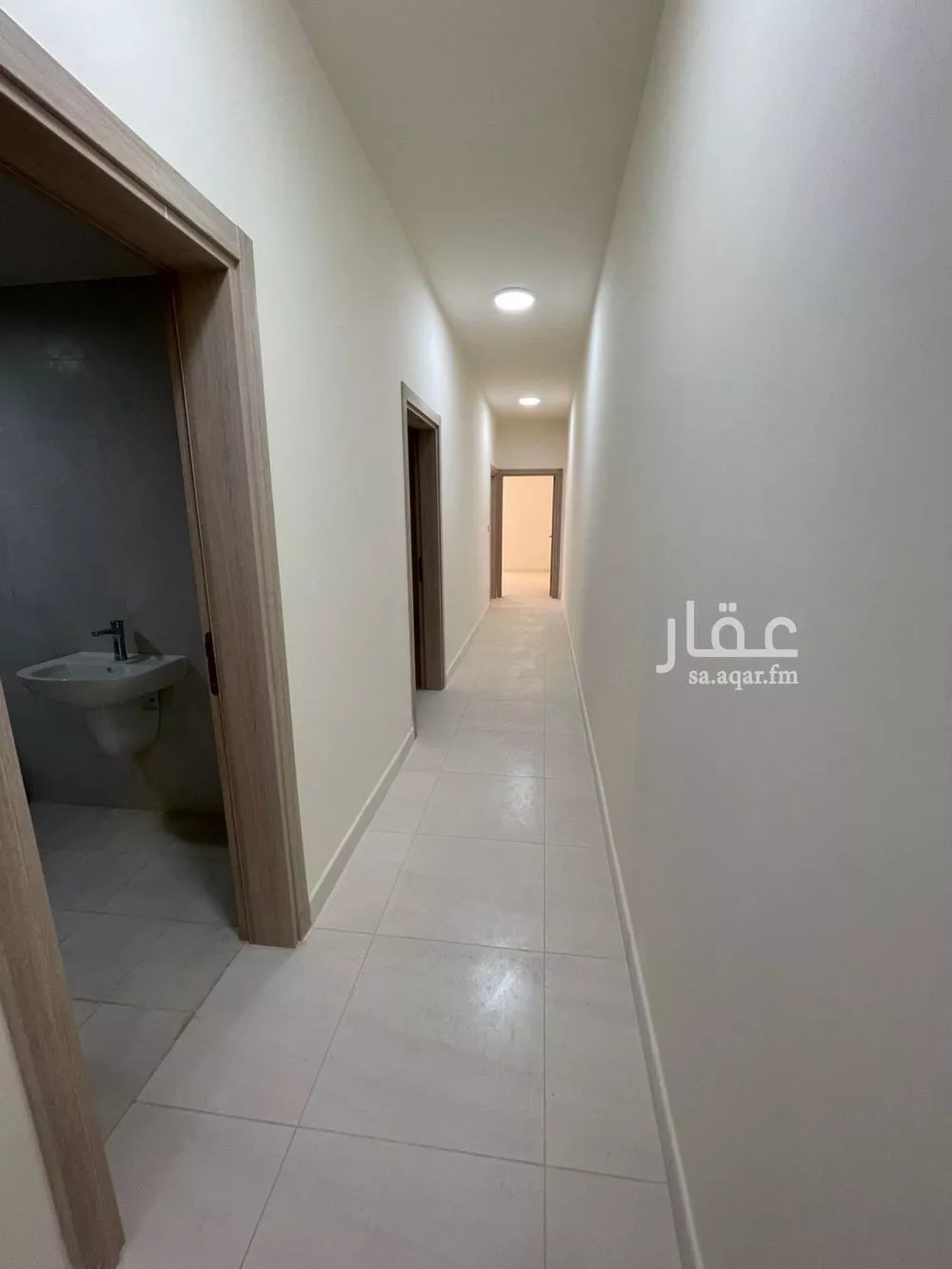 فيلا 4 غرف في العارض 22