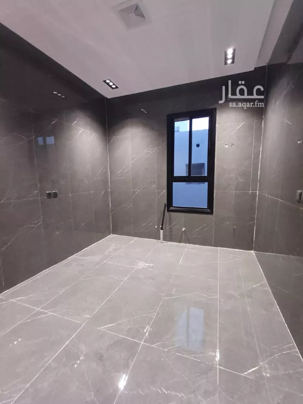 3 bedroom apartment in Al Rimal 3