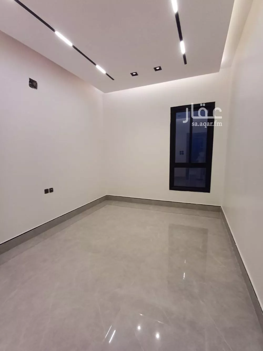 3 bedroom apartment in Al Rimal 8