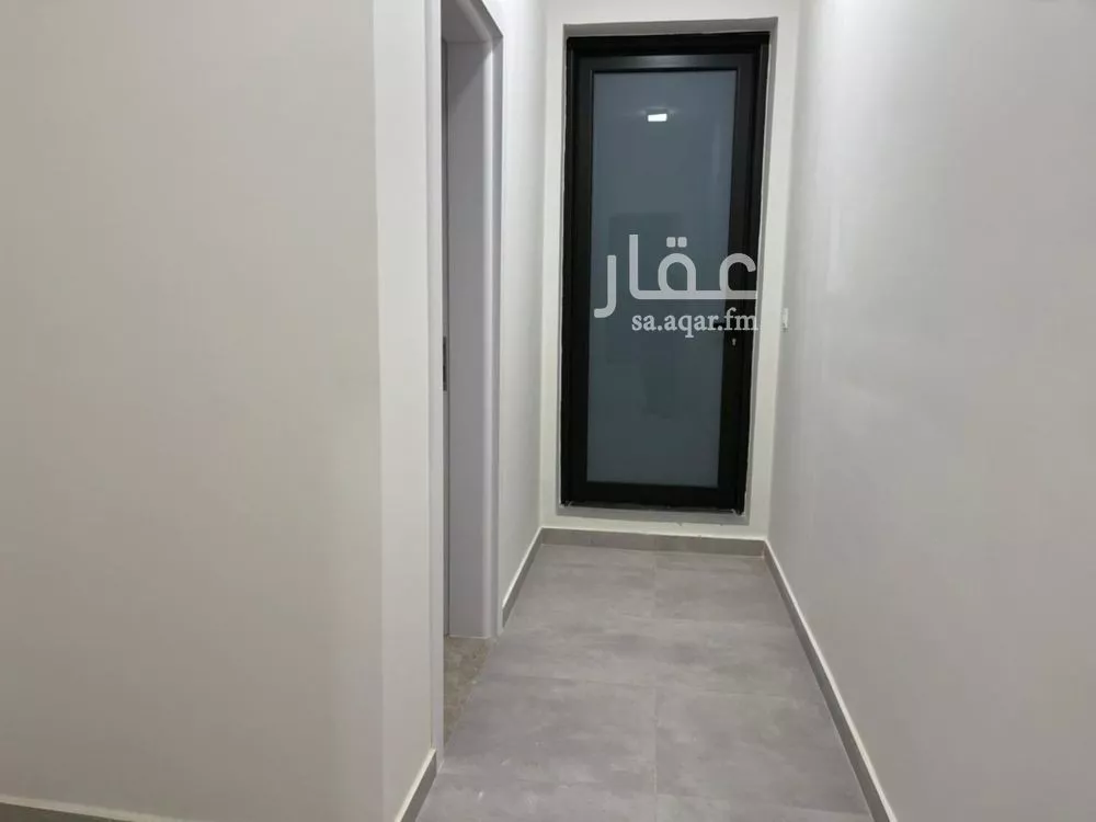 فيلا 6 غرف في النرجس 2