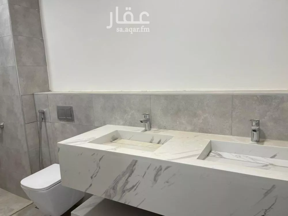 فيلا 6 غرف في النرجس 3