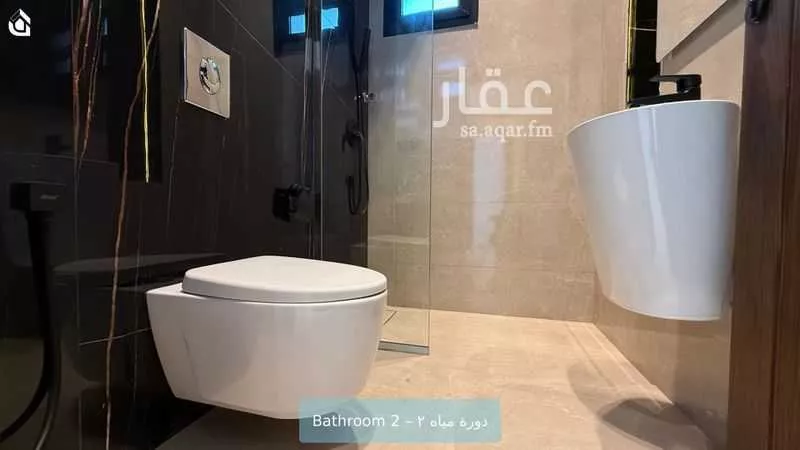 فيلا 3 غرف في الملقا 12