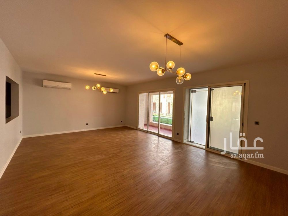 4 bedroom villa in Al Yasmin, Riyadh 5