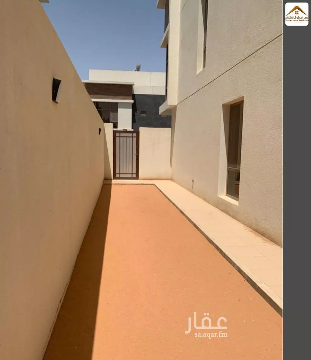 فيلا 4 غرف في المونسية 2