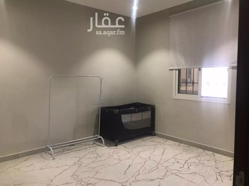 5 bedroom villa in Al Janadriyah 14