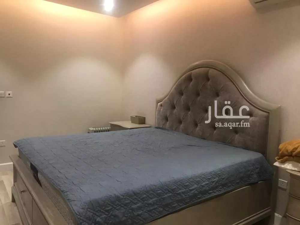 5 bedroom villa in Al Janadriyah 16