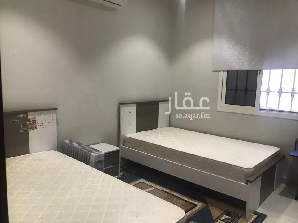 5 bedroom villa in Al Janadriyah 6