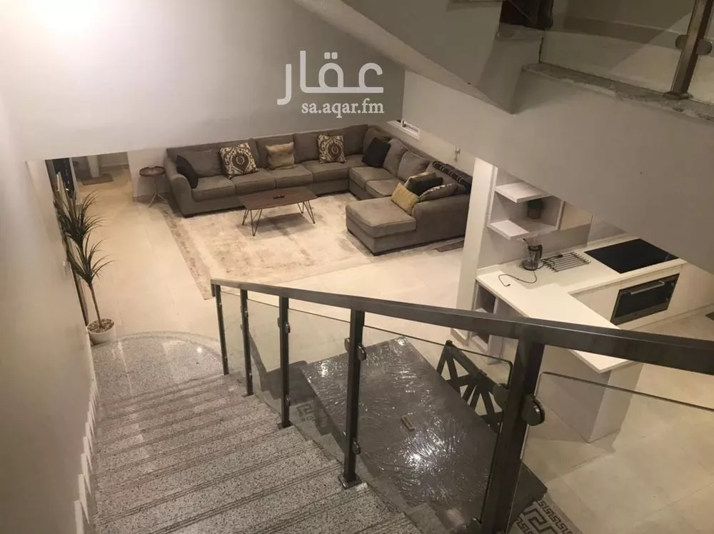 5 bedroom villa in Al Janadriyah 10