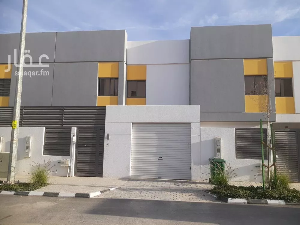 4 bedroom villa in Al Aridh 25