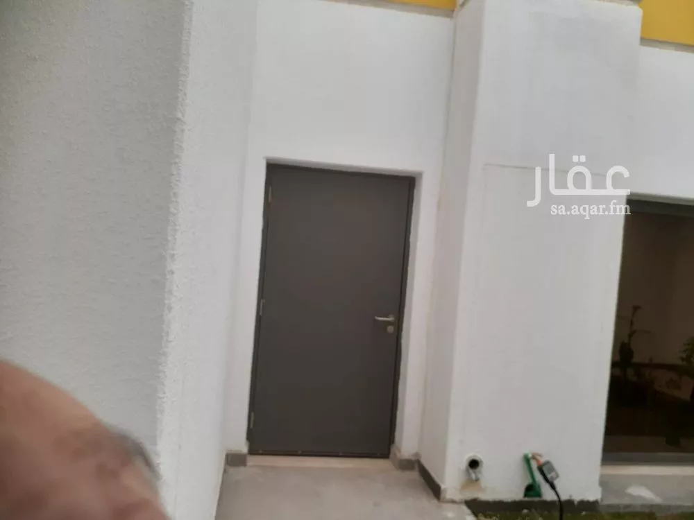 4 bedroom villa in Al Aridh 8