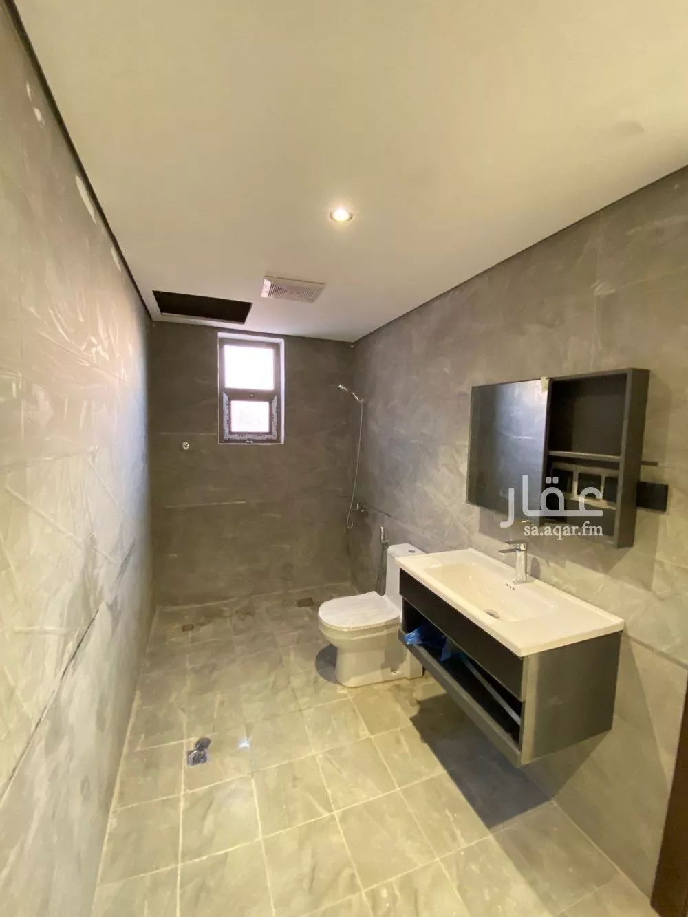 6 bedroom villa in Al Uraija Al Gharbiyah 18