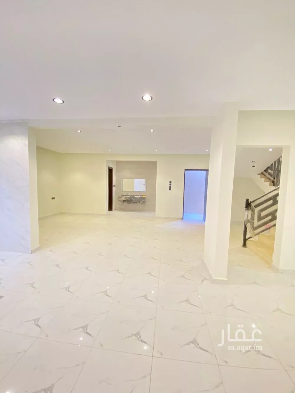 6 bedroom villa in Al Uraija Al Gharbiyah 7