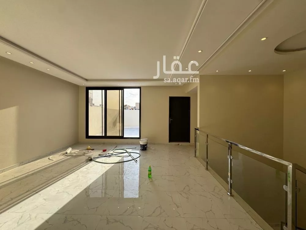 فيلا 5 غرف في العارض 19