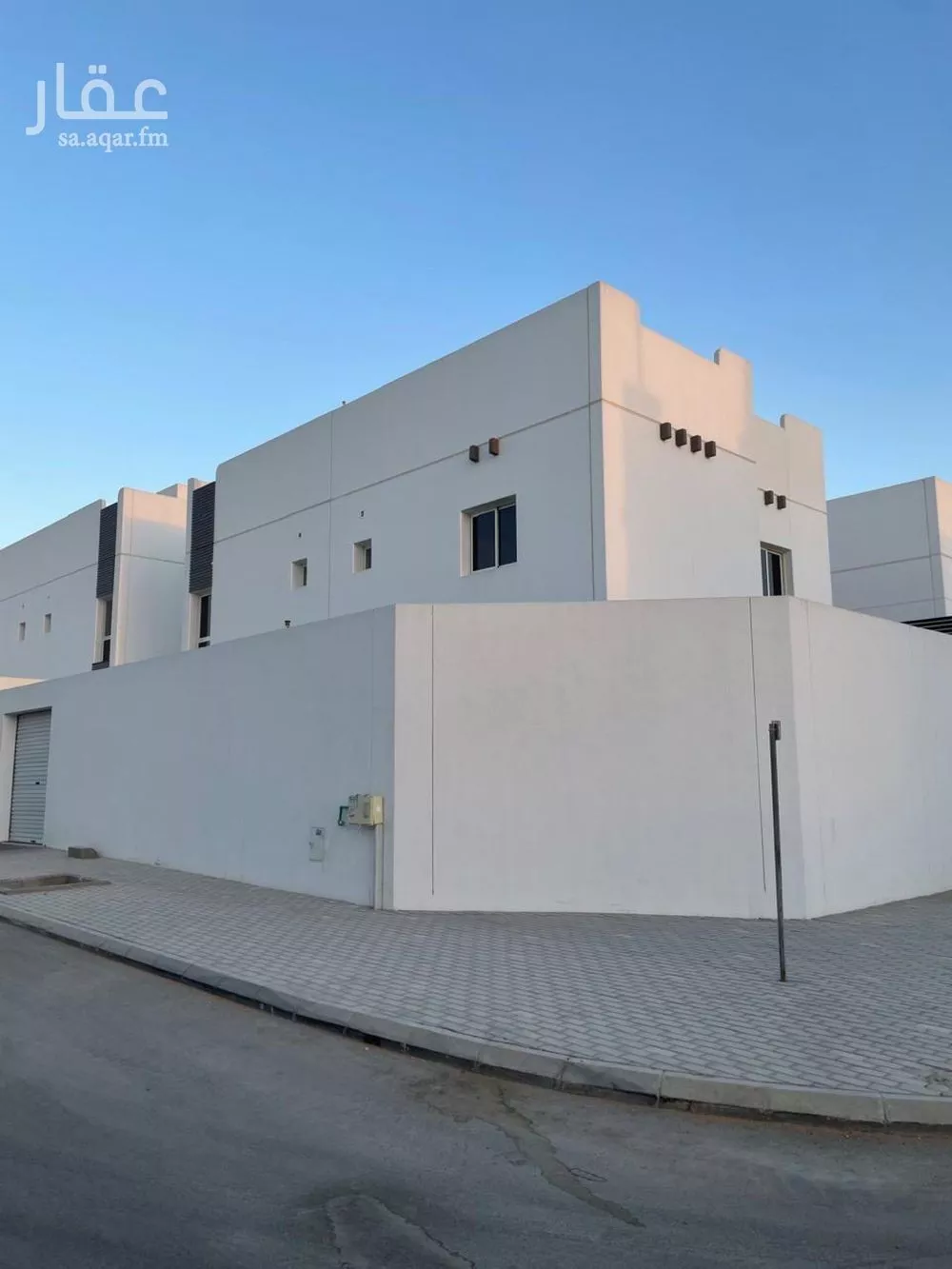 4 bedroom villa in Al Farouq 18
