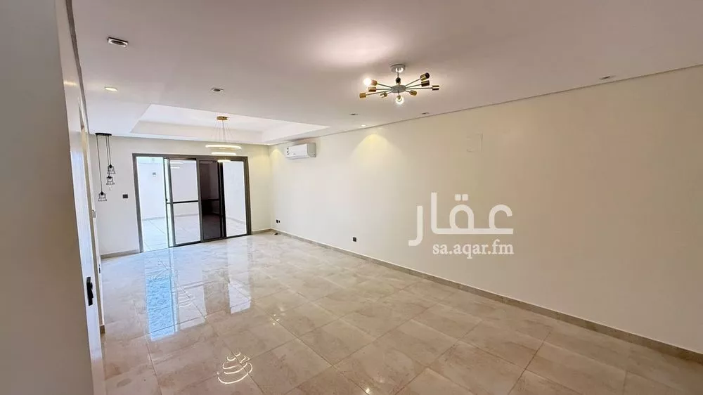5 bedroom villa in Al Narjis 3