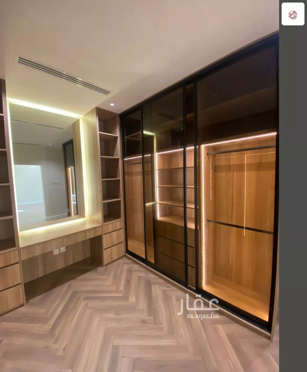 6 bedroom villa in Al Qairawan 9