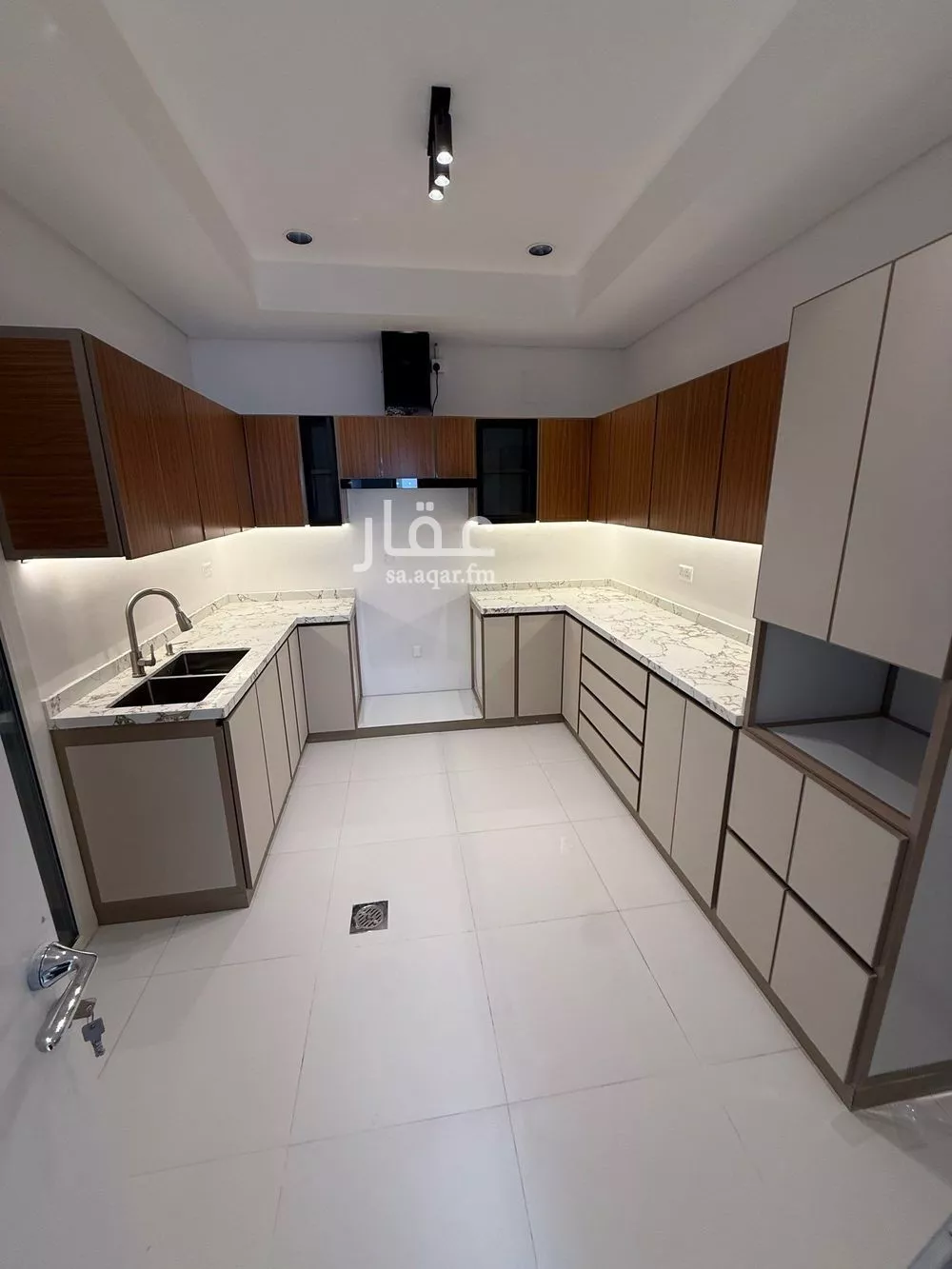 4 bedroom villa in Al Safa, Riyadh 9