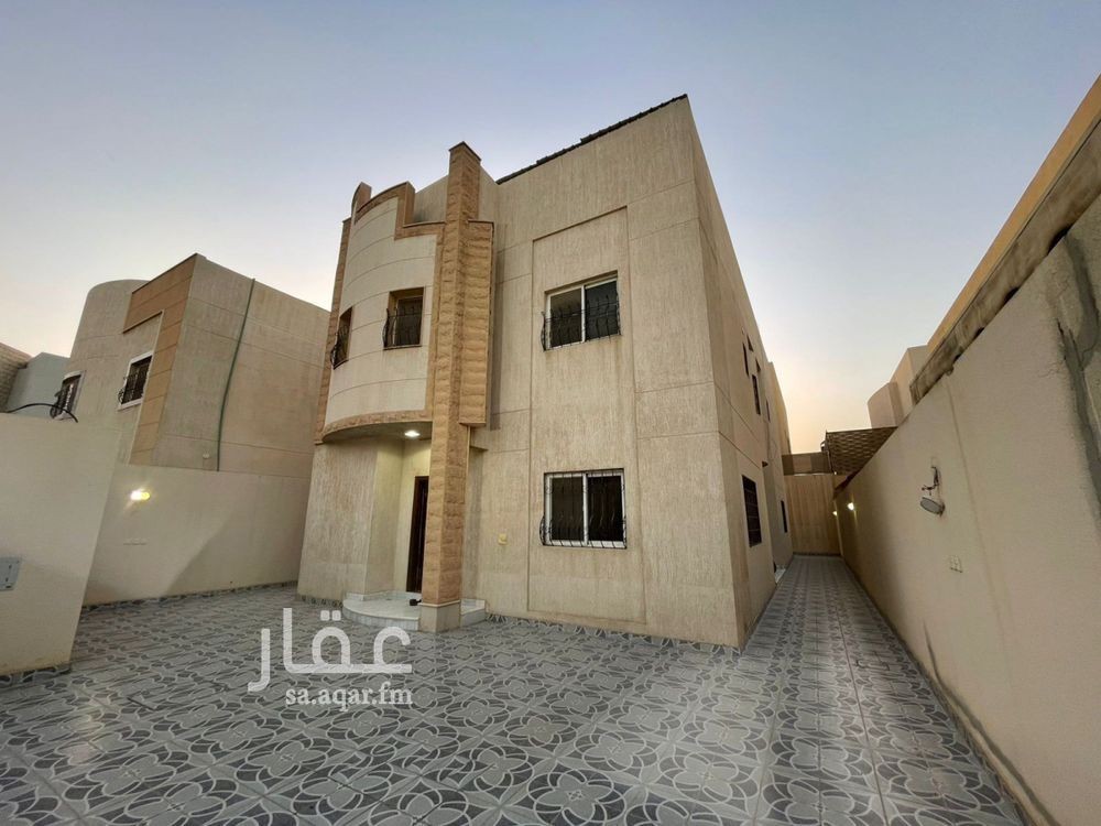 فيلا 4 غرف في الملك عبدالله، الرياض 2