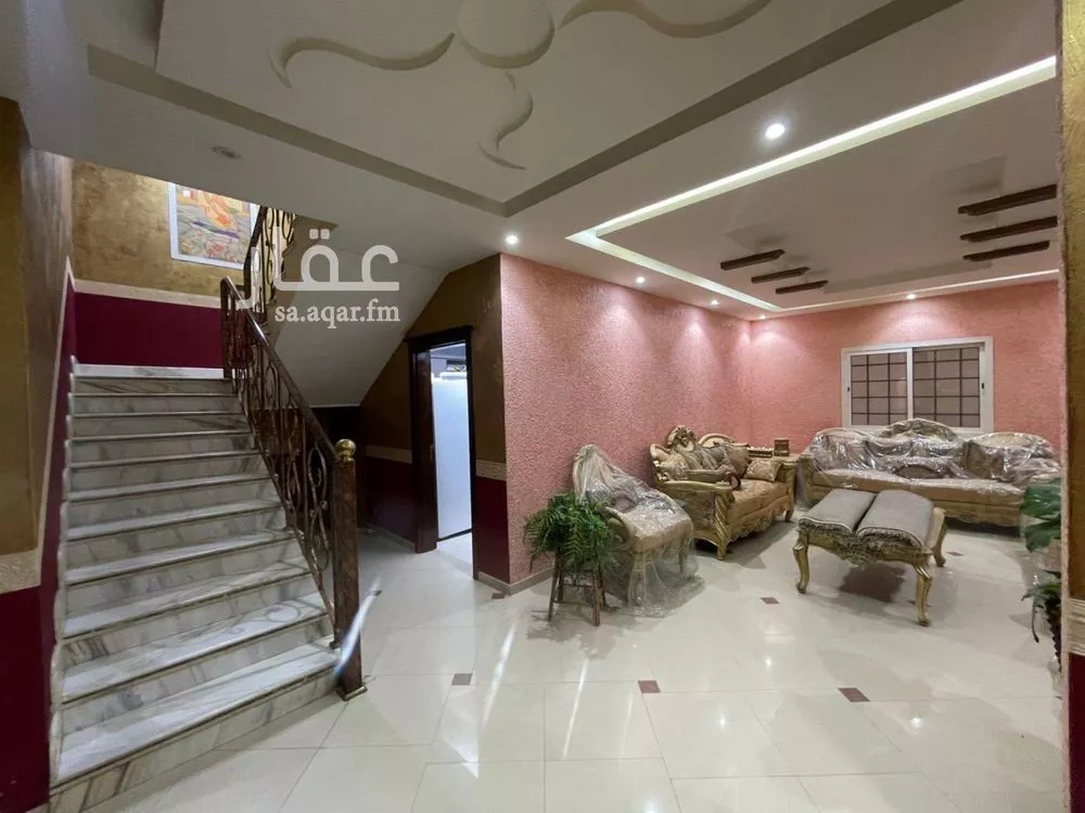4 bedroom villa in King Abdullah 24