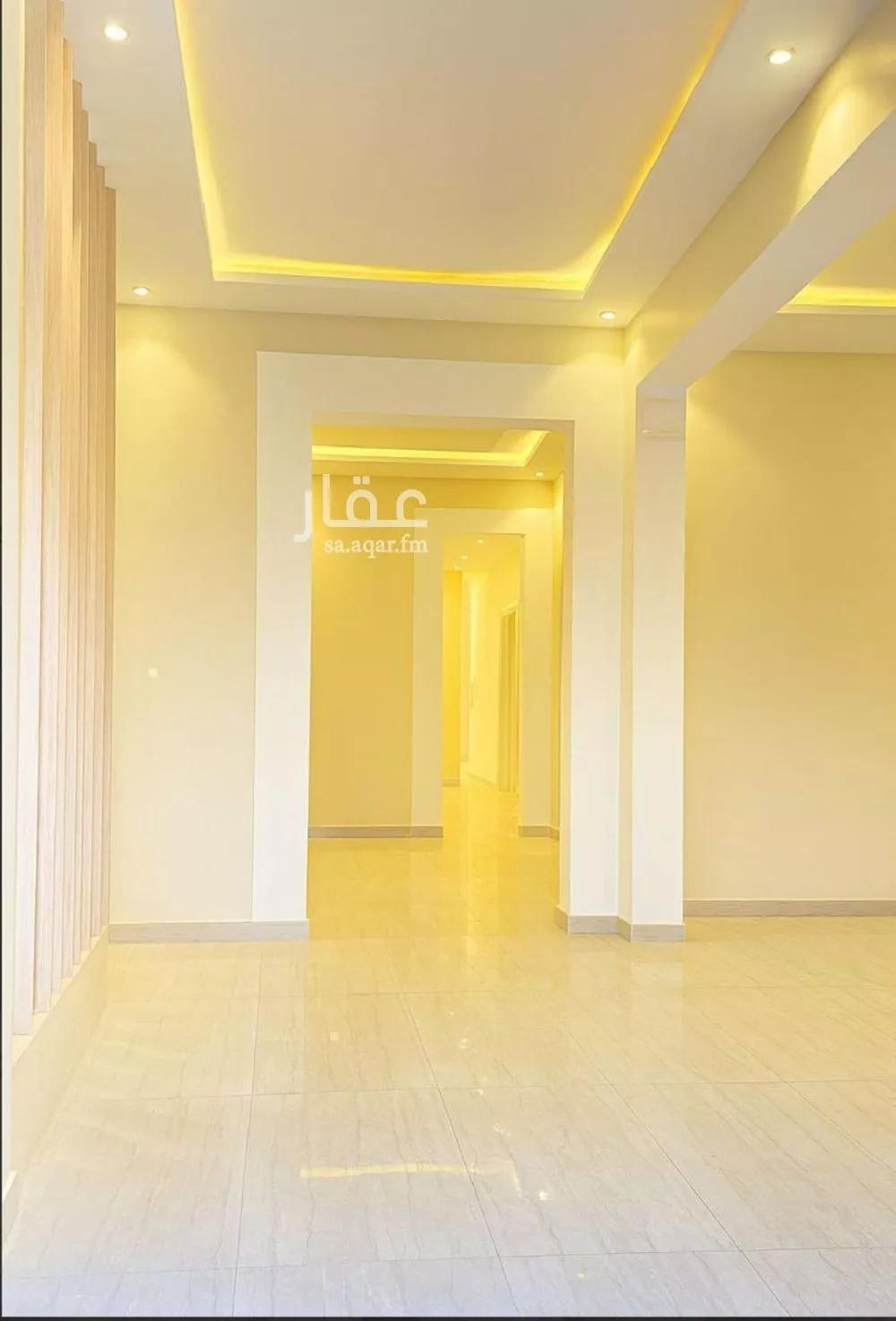 فيلا 4 غرف في العارض 9
