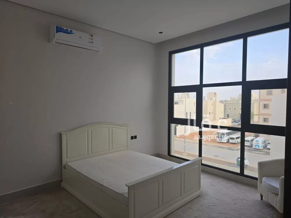6 bedroom villa in Al Mahdiyyah 11